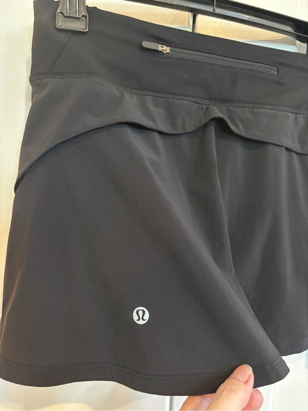 lululemon athletica Playoff Pleats Black 13” Athletic Skirt. Size 4 - Picture 9 of 11